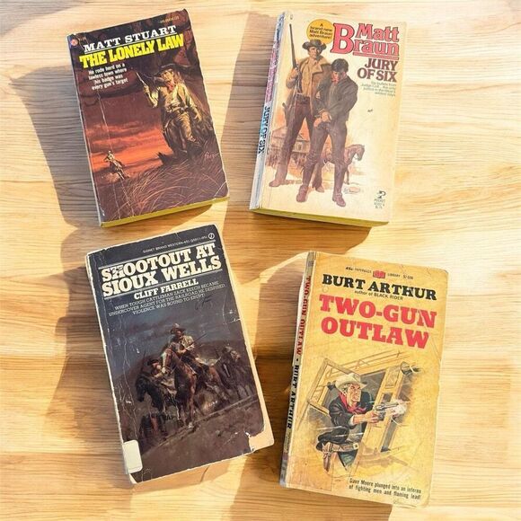 Vintage Western Pulp Book Lot 4 1960s 1970s 1950s Paperback TPB - Picture 1 of 3
